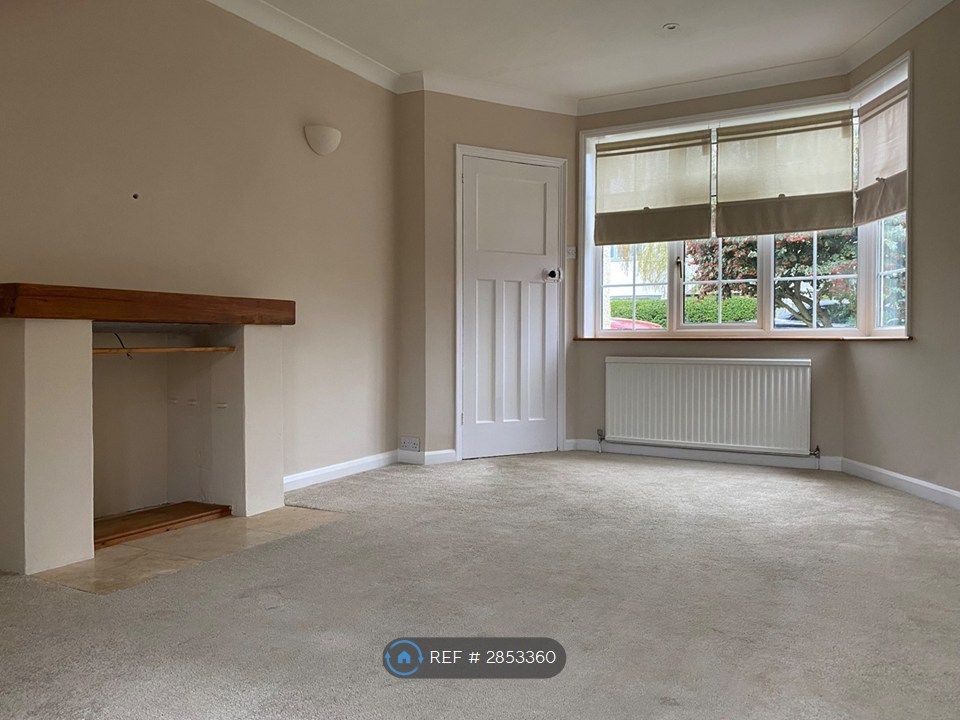 Property photo 3 of 25 Rec 1 / Sitting Room