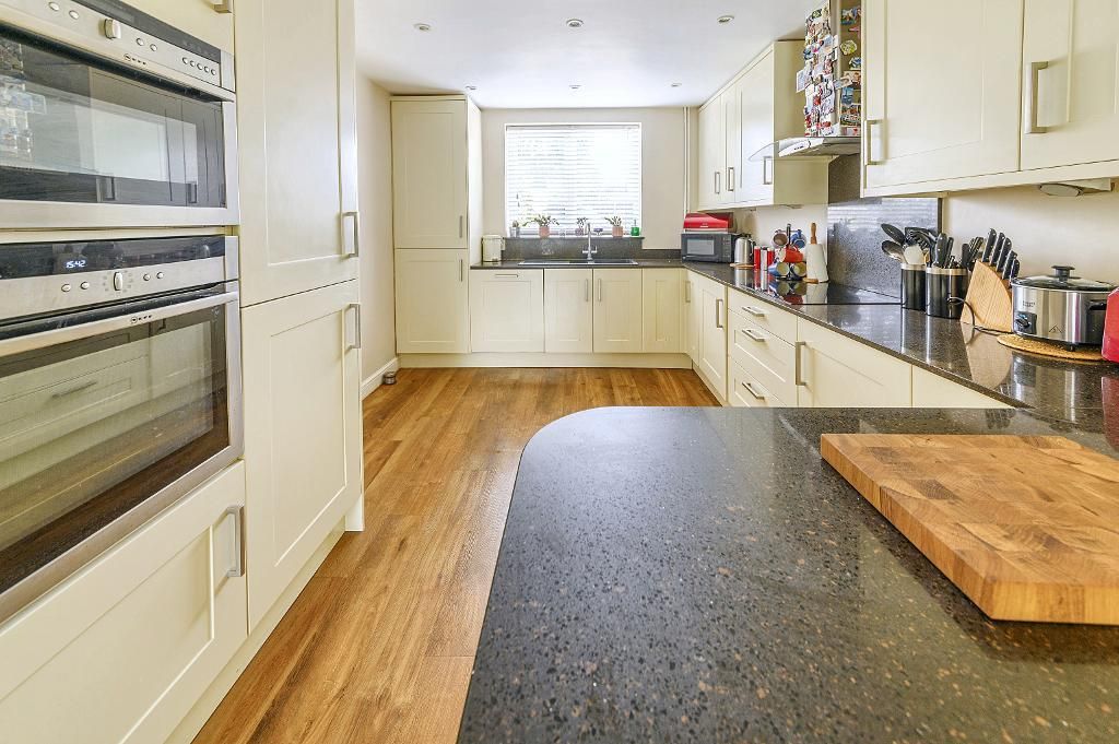 Property photo 3 of 25 Photo 3