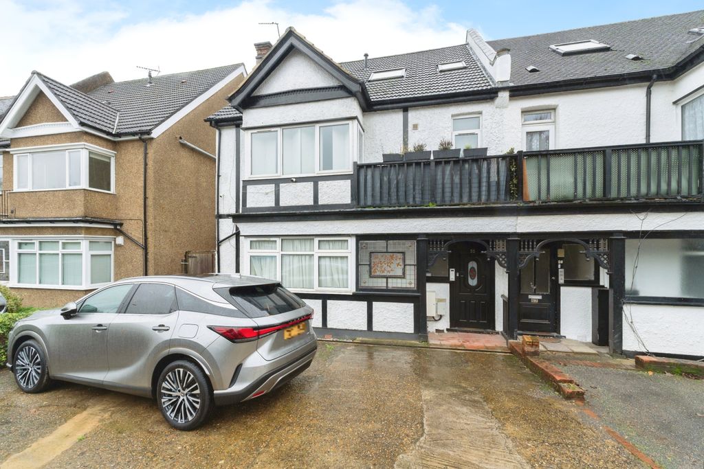 Property photo 1 of 17 Front