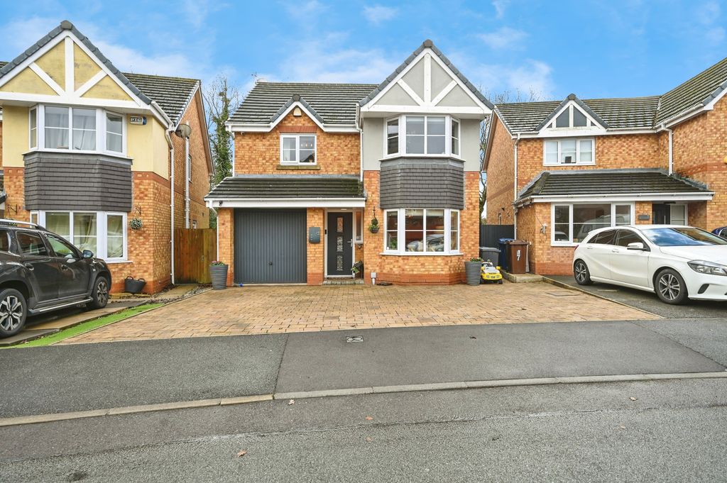 Property photo 1 of 21