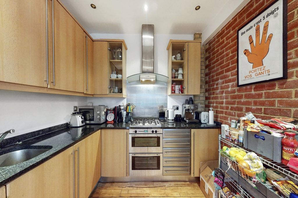 Property photo 3 of 15 Picture No. 08