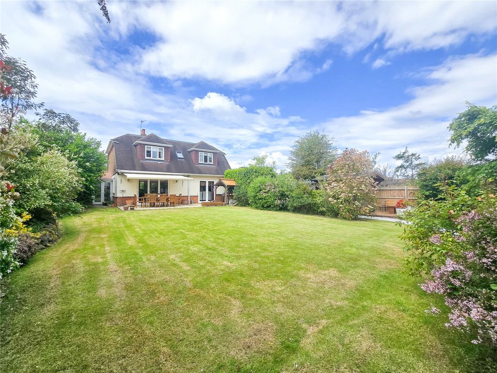 Property photo 2 of 22 Picture No. 51