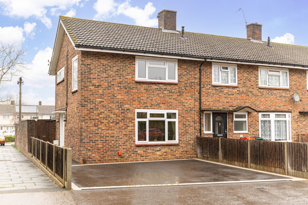 Property photo 1 of 25