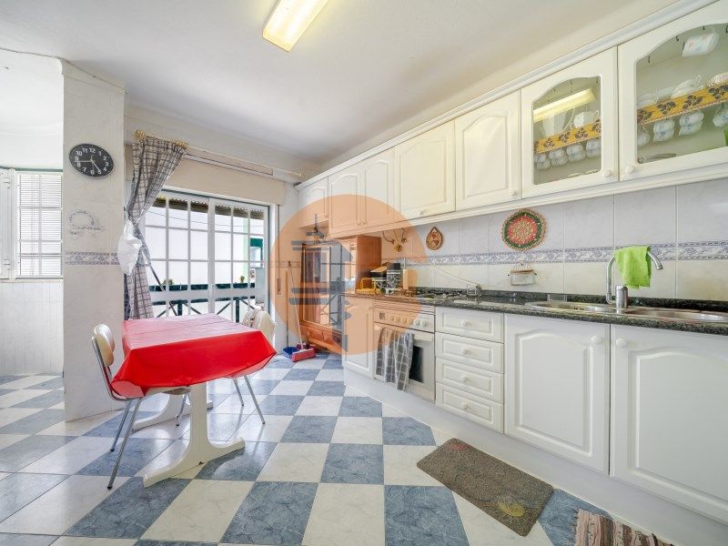 Property photo 3 of 31