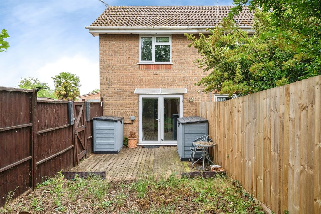 Property photo 2 of 11