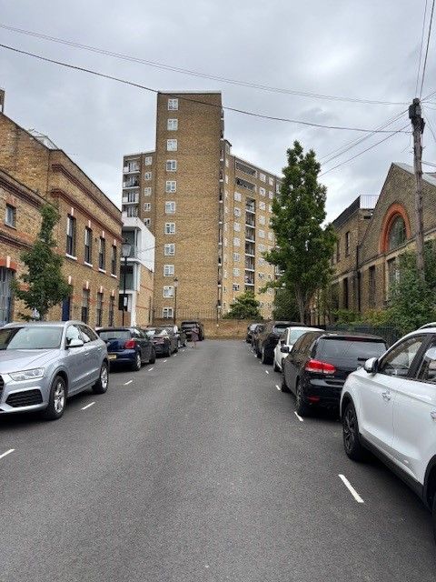 Property photo 2 of 11