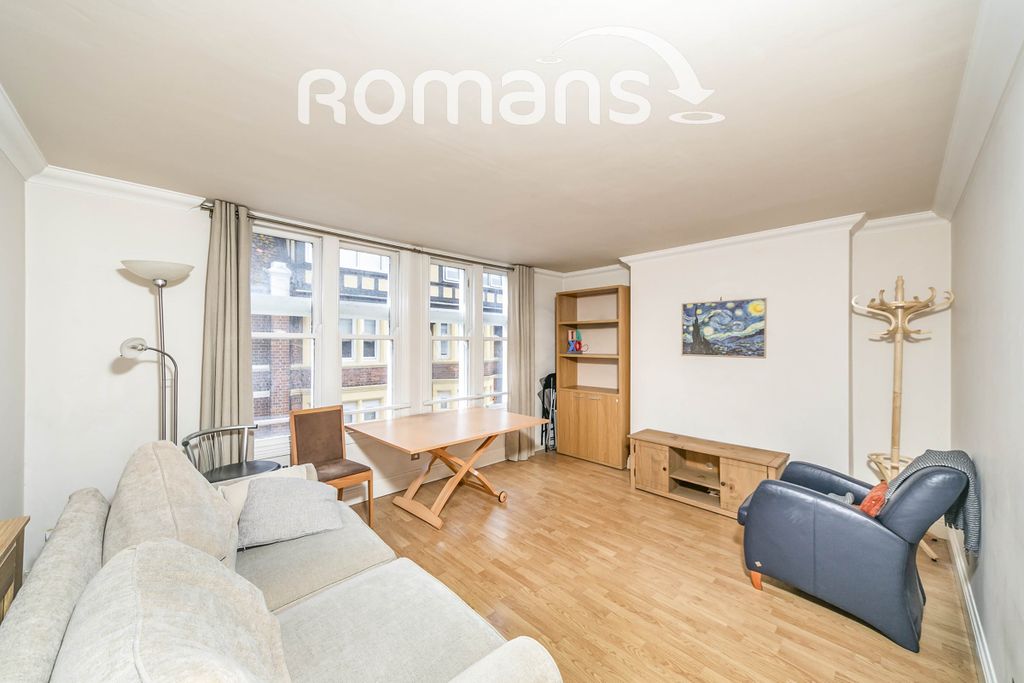 Property photo 3 of 11 F6Dd61B2-0335-ee11-B