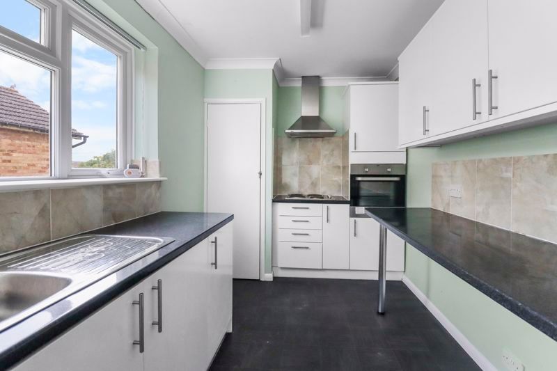 Property photo 3 of 8 Kitchen