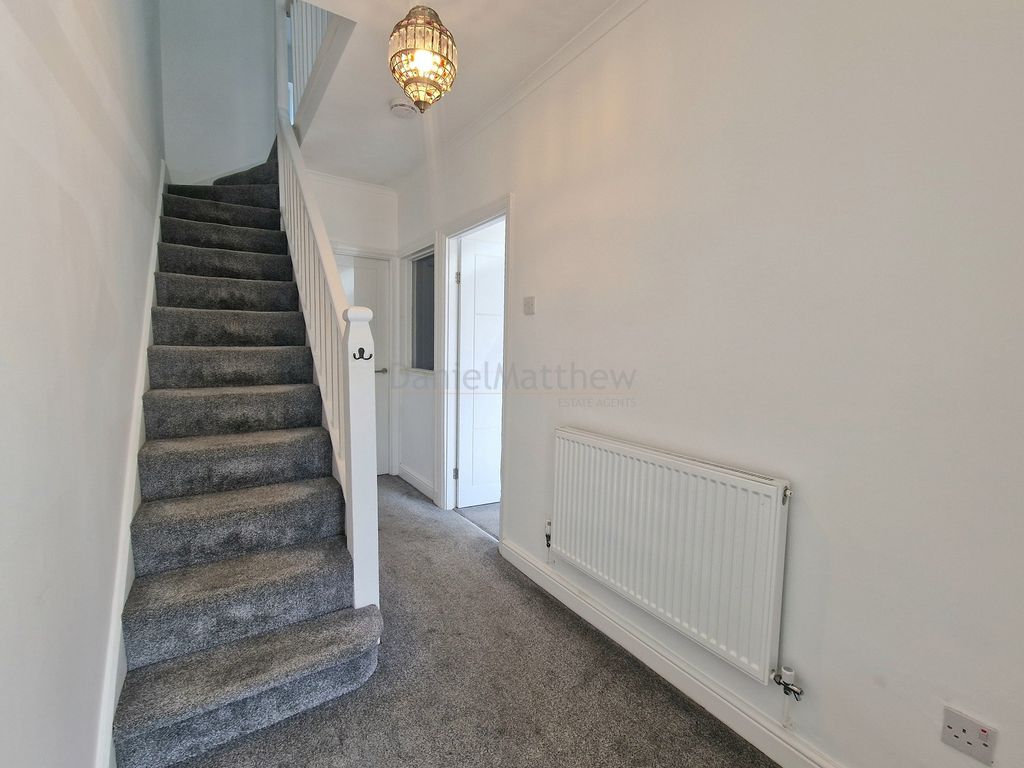 Property photo 2 of 12 Entrance