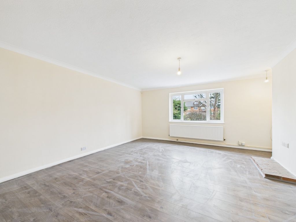 Property photo 3 of 8 4775734