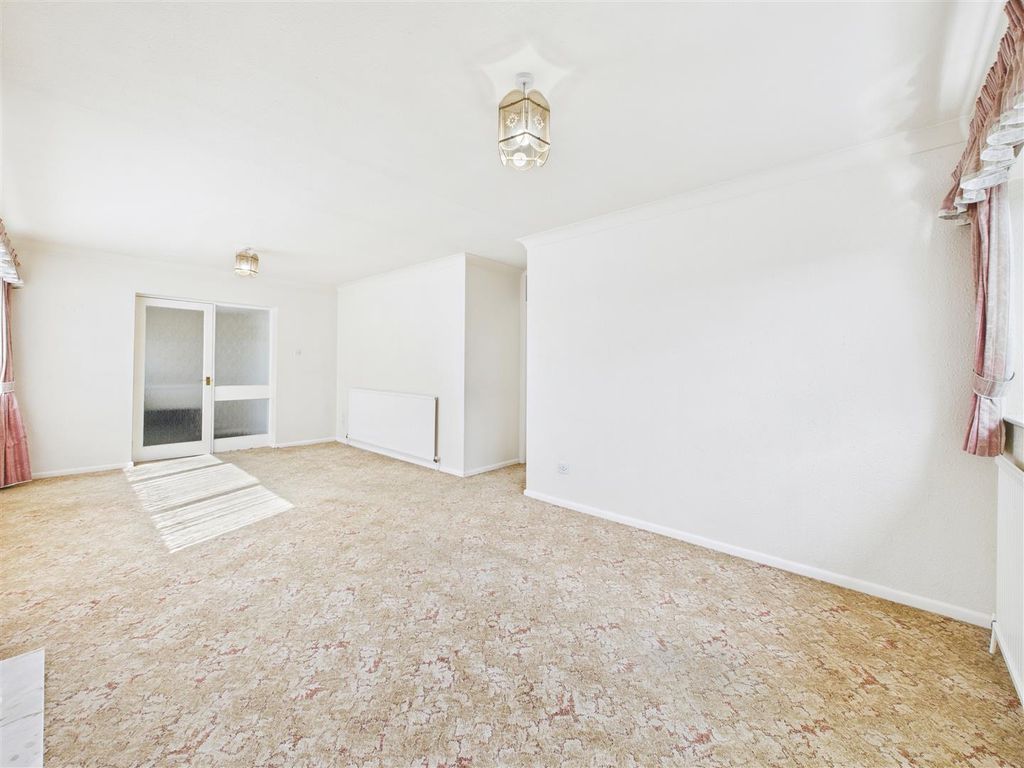 Property photo 2 of 18 Cam05476G0-Pr0031-Still013.Jpg