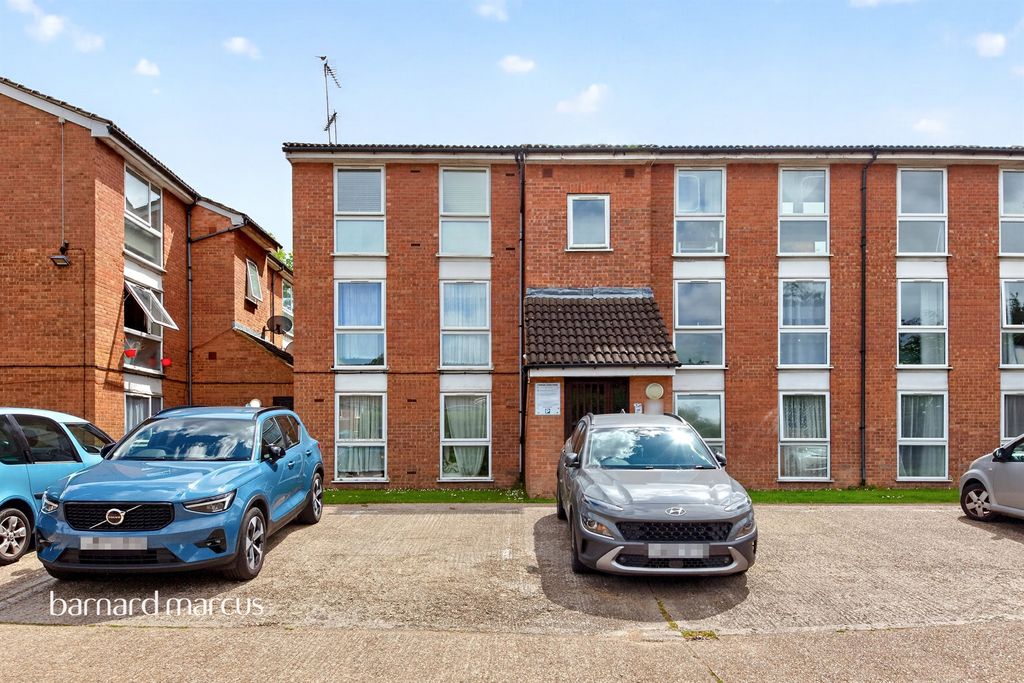 Property photo 1 of 10