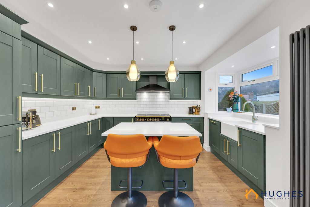 Property photo 3 of 30