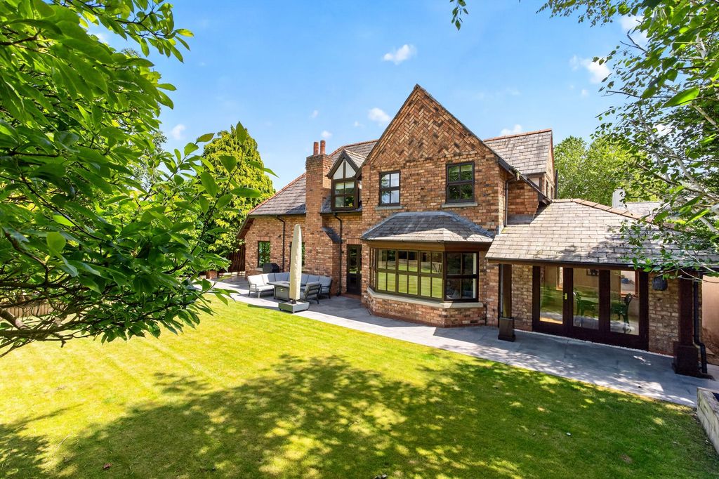 Property photo 1 of 24