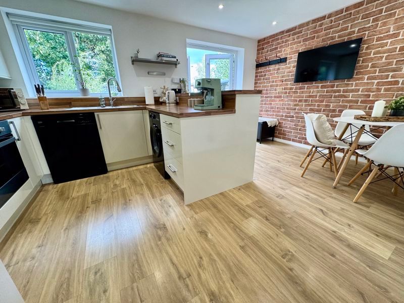 Property photo 2 of 28 Open Plan Dining Kitchen