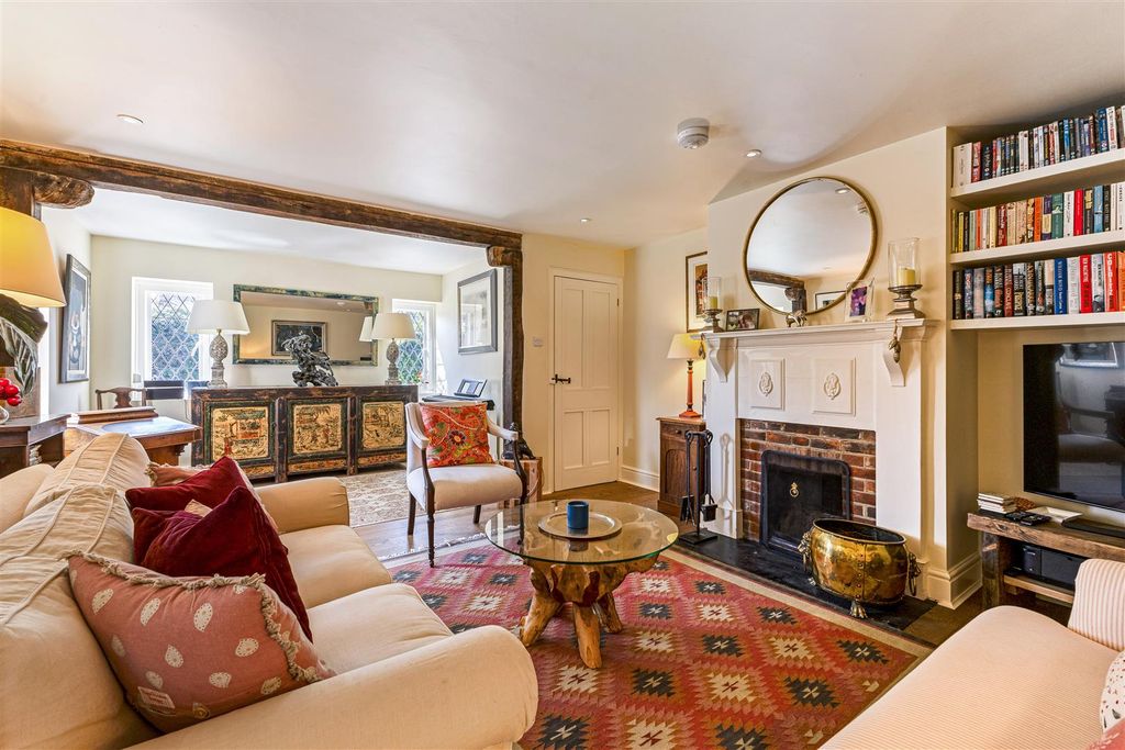 Property photo 3 of 31 Drawing Room