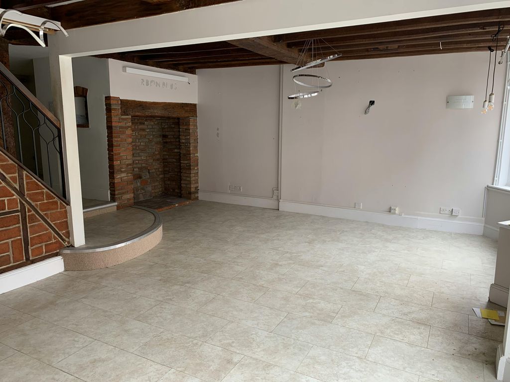 Property photo 3 of 8 Img_1021.Jpg