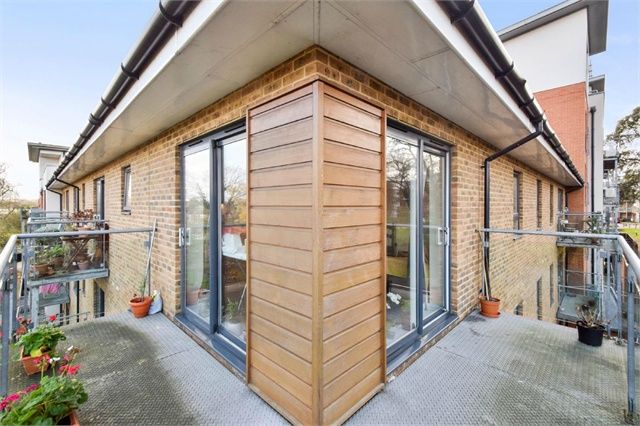 Property photo 3 of 8