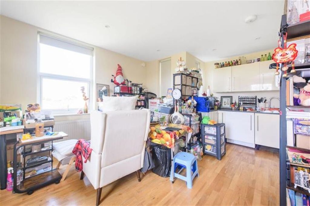 Property photo 1 of 5 (Main)