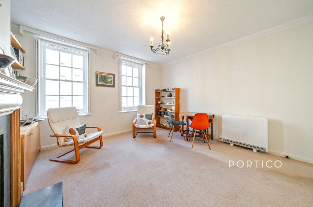 Property photo 3 of 11 Picture No. 16
