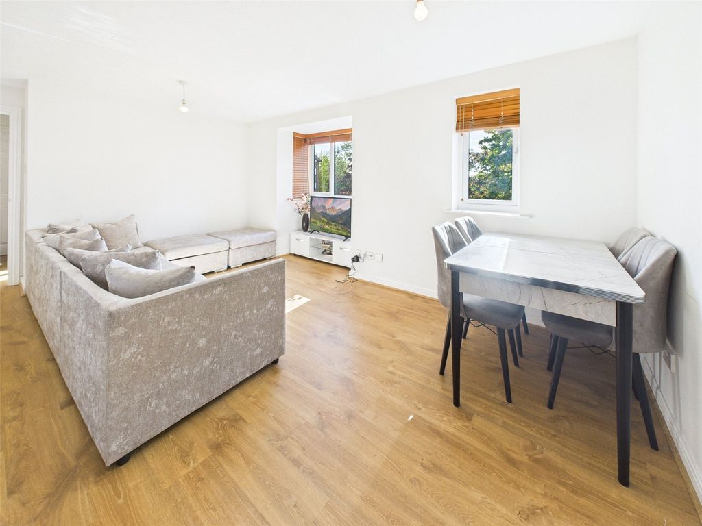 Property photo 3 of 11 Picture No. 05