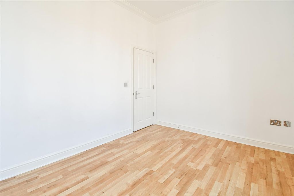 Additional image 11 of 1 bed flat for saleWindsor Court, Barry CF62