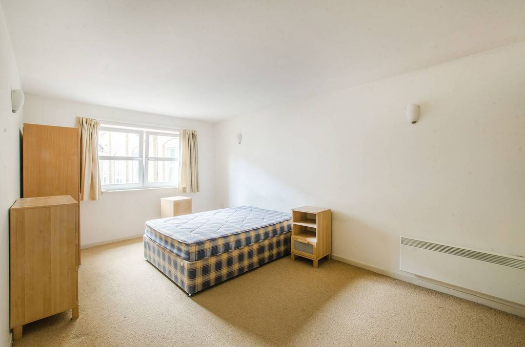 Property photo 3 of 9