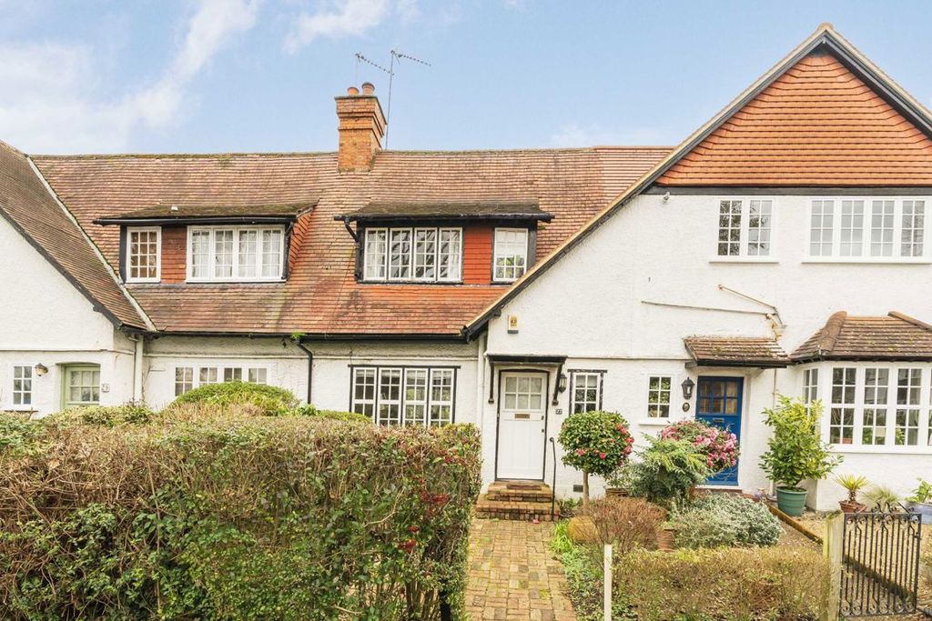 Property photo 1 of 6