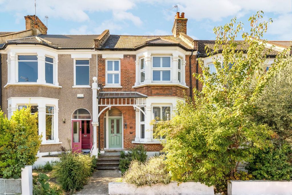 Property photo 1 of 10
