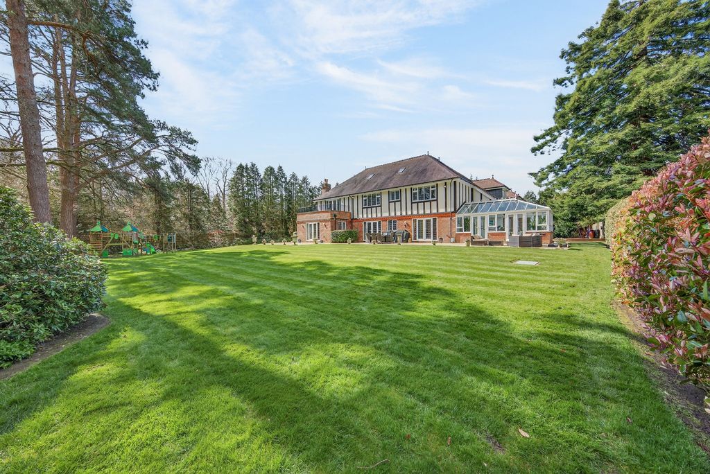 Property photo 2 of 38