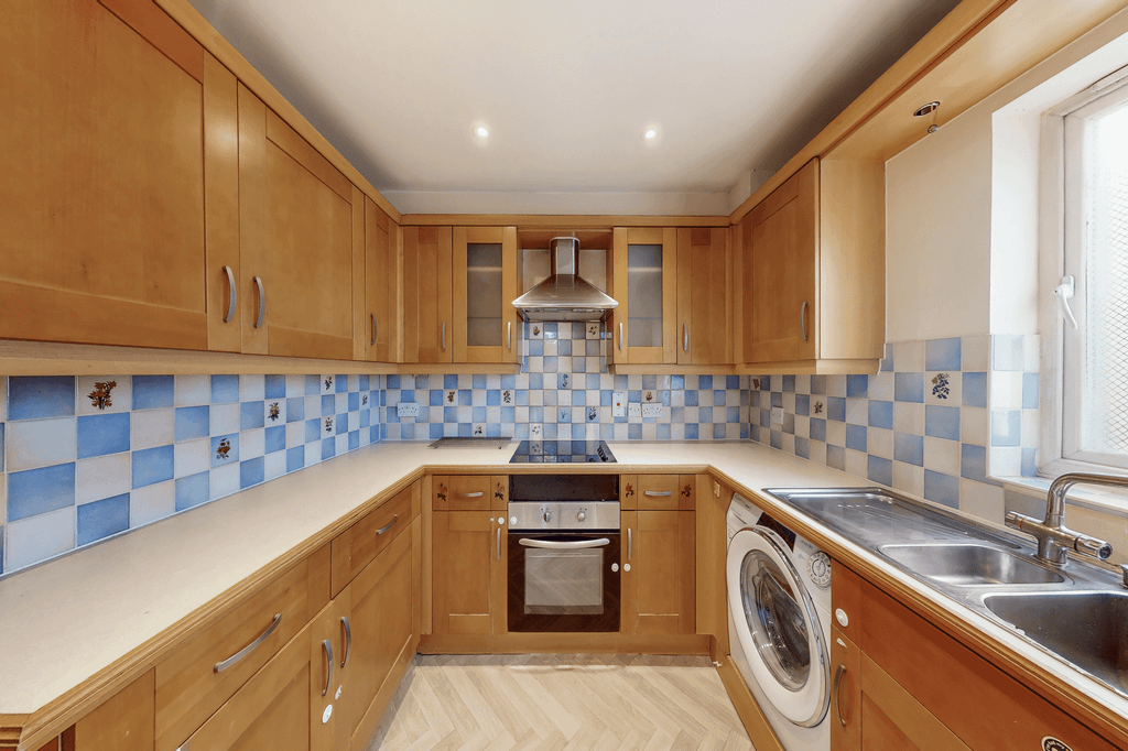 Property photo 1 of 13