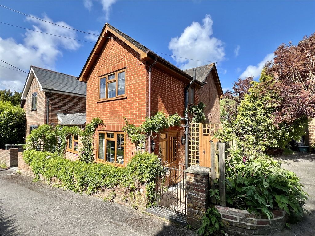 Property photo 1 of 28 Picture No. 52