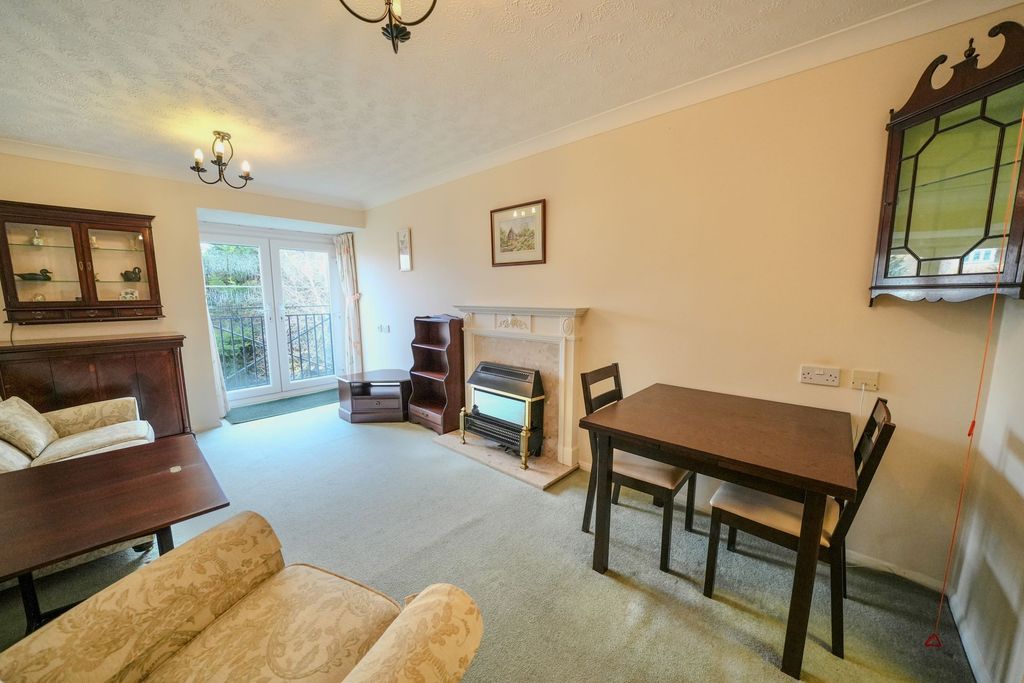 Property photo 2 of 15