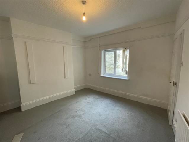 Property photo 2 of 8 Living Room