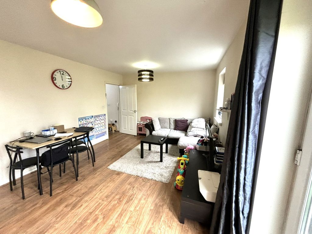 Property photo 2 of 7 Open Plan