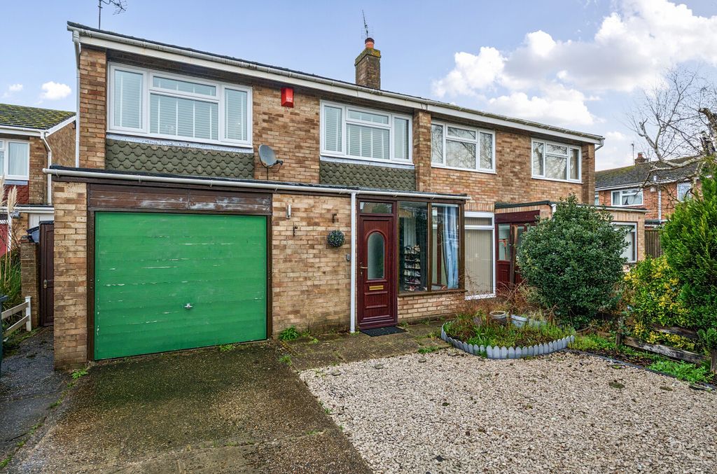 Property photo 1 of 18 1401390-1-6972123...