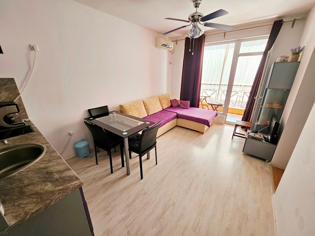 Property photo 1 of 23