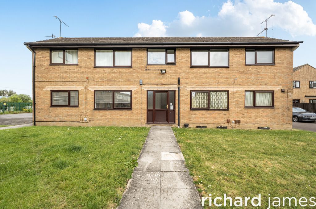 Property photo 1 of 12 A828F686E044404F9Fa7A3213d2cc0E3