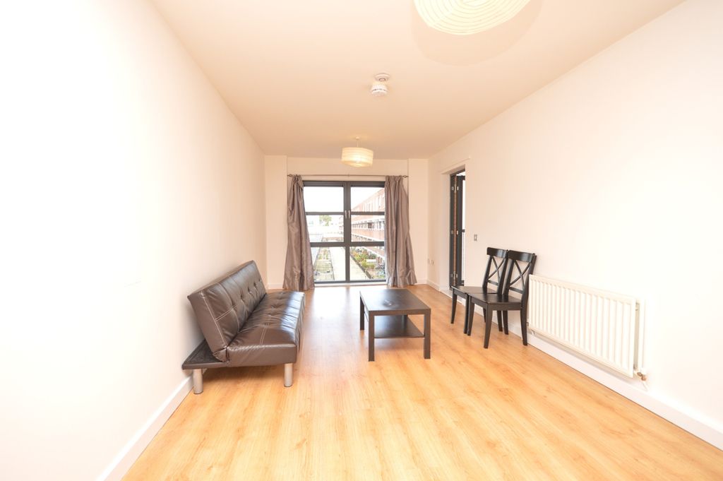 Property photo 2 of 7 Gallery