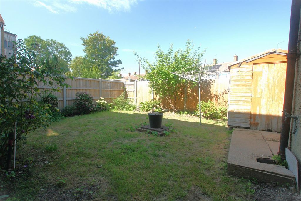 Property photo 3 of 14 Img_0007.Jpg