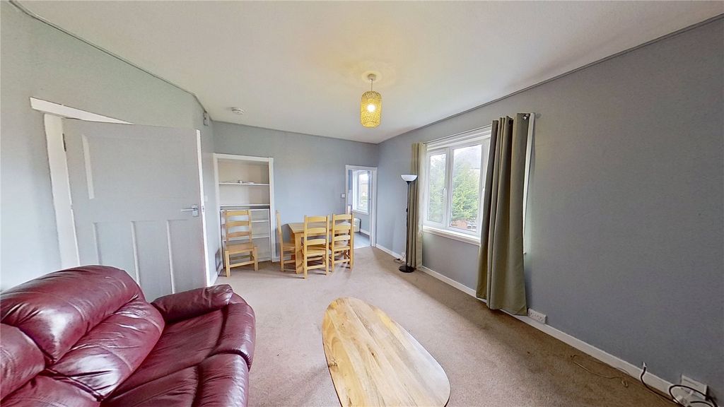 Property photo 2 of 22 Picture No. 01