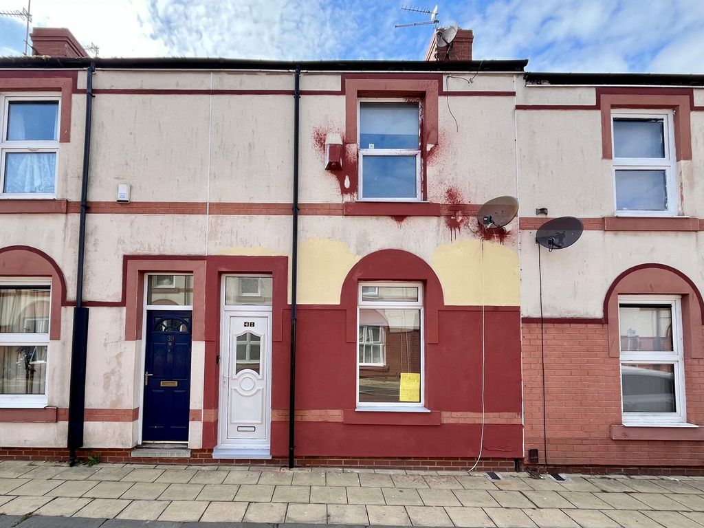 Property photo 1 of 11