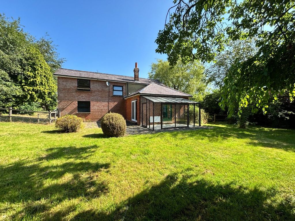 Property photo 3 of 22