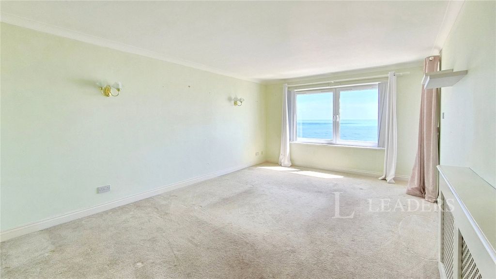 Property photo 3 of 14 Picture No. 24
