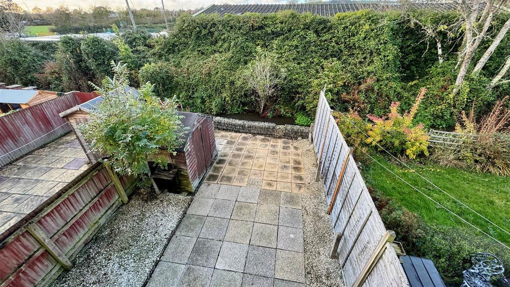 Property photo 2 of 12 11.Jpg