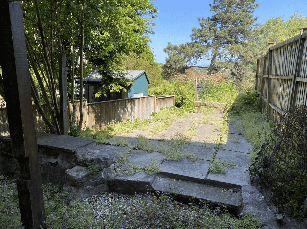 Property photo 2 of 3