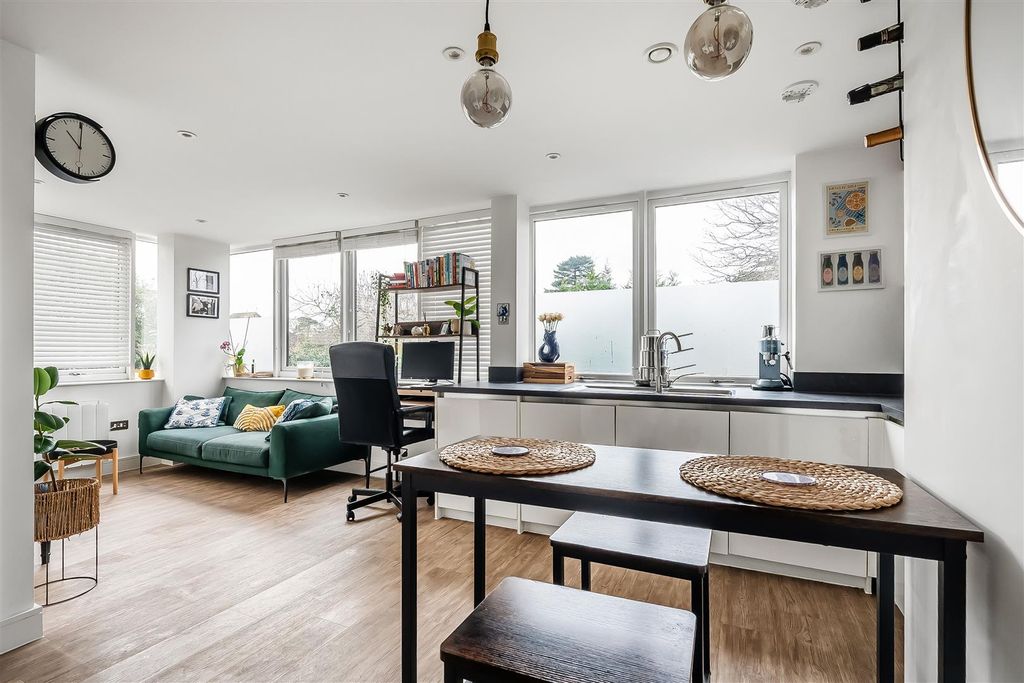 Property photo 2 of 17 F12-9-The-Street-14.Jpg