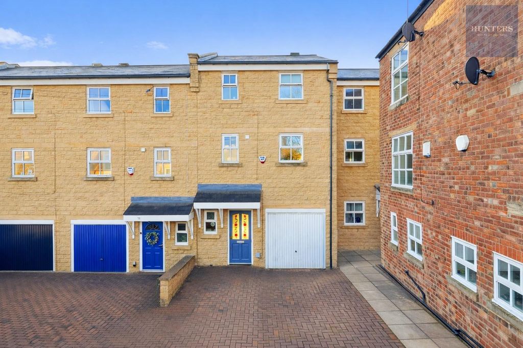 Property photo 1 of 23 Front