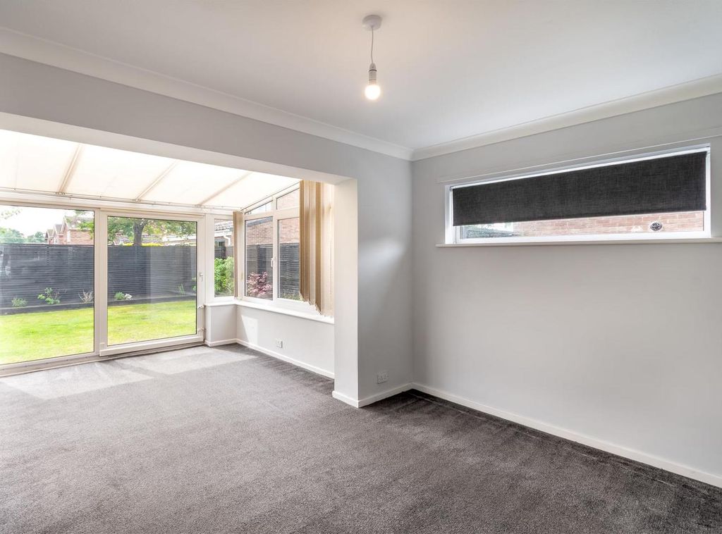 Property photo 2 of 15 2382.Png