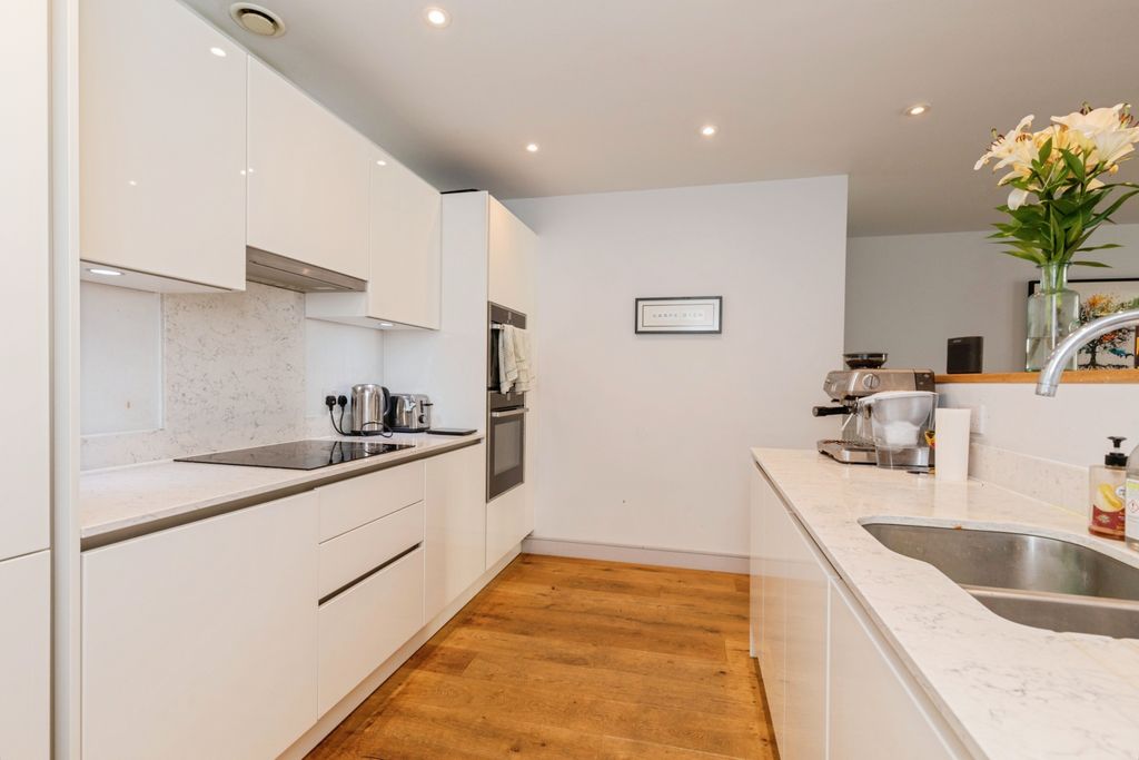Property photo 1 of 16 Kitchen